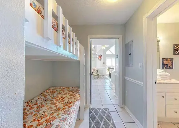 Holiday home Beachfront With Ocean View, Pool, Hot Tub & Balcony