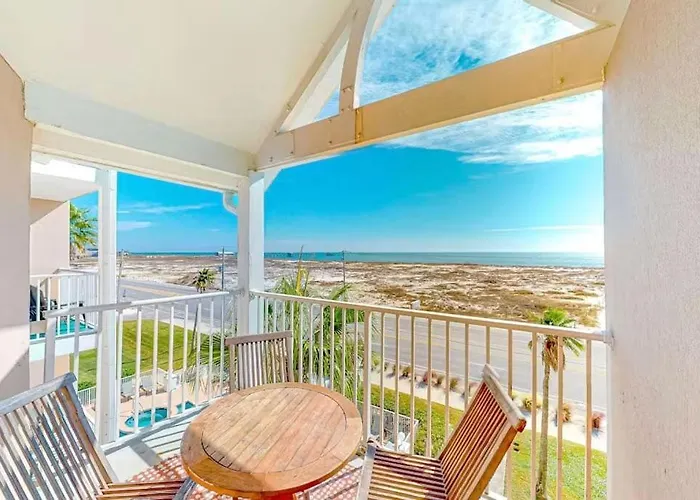 Beachfront With Ocean View, Pool, Hot Tub & Balcony Holiday home Gulf Shores