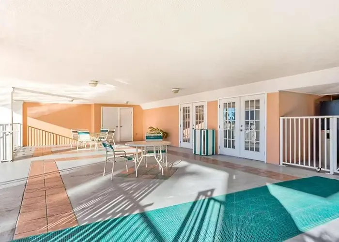 Beachfront With Ocean View, Pool, Hot Tub & Balcony Gulf Shores