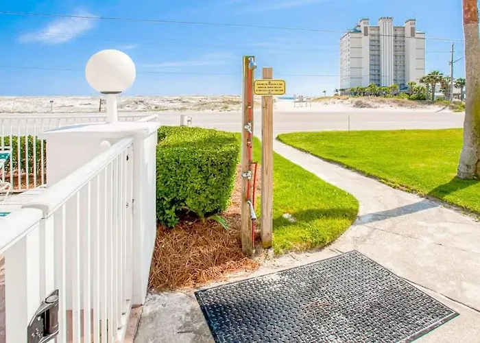 Holiday home Beachfront With Ocean View, Pool, Hot Tub & Balcony *